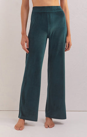 Z SUPPLY FLARE UP VELOUR PANT IN RICH PINE