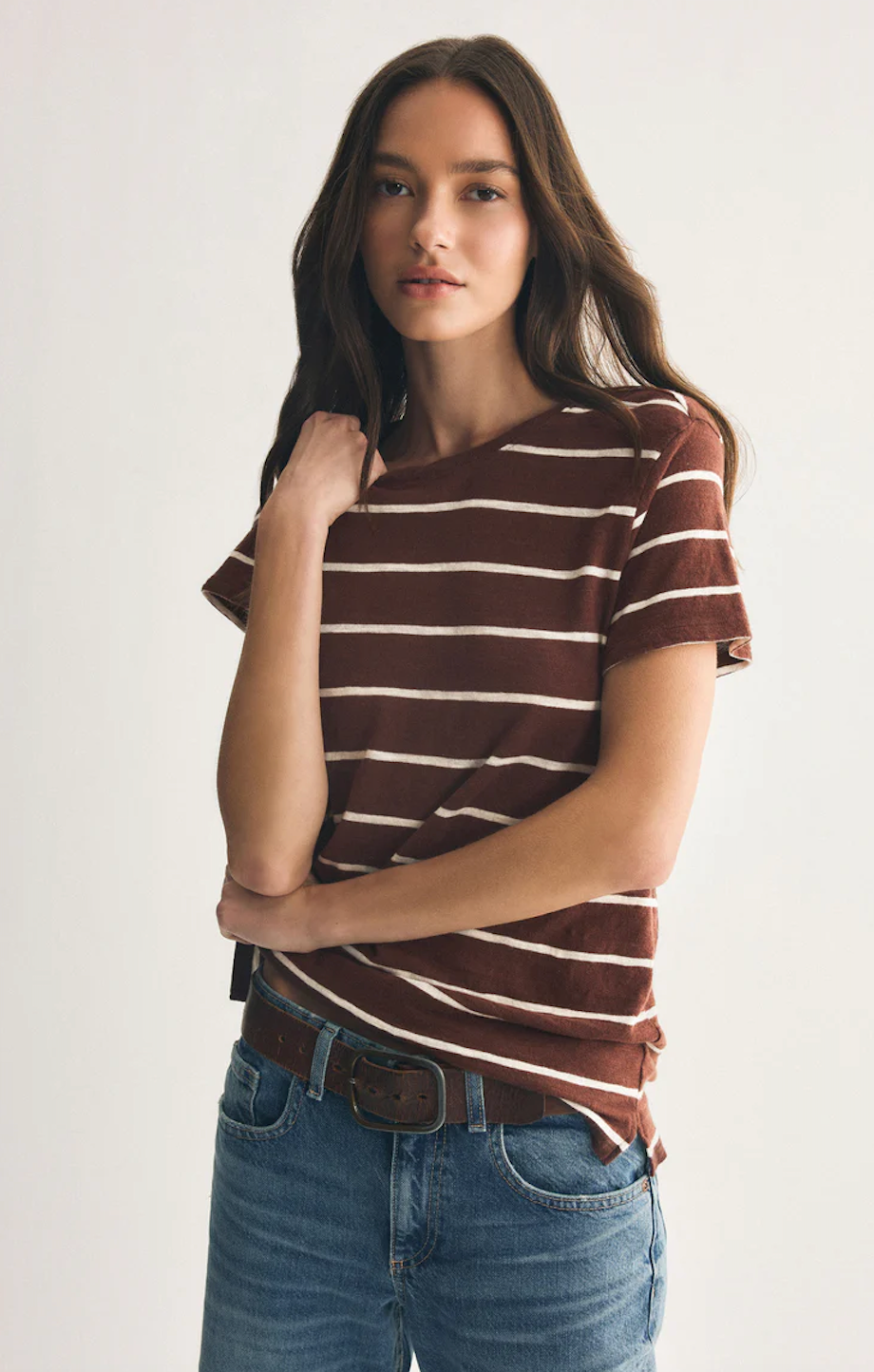 Z SUPPLY FOUNDATION PREMIUM STRIPED TEE IN SANDALWOOD