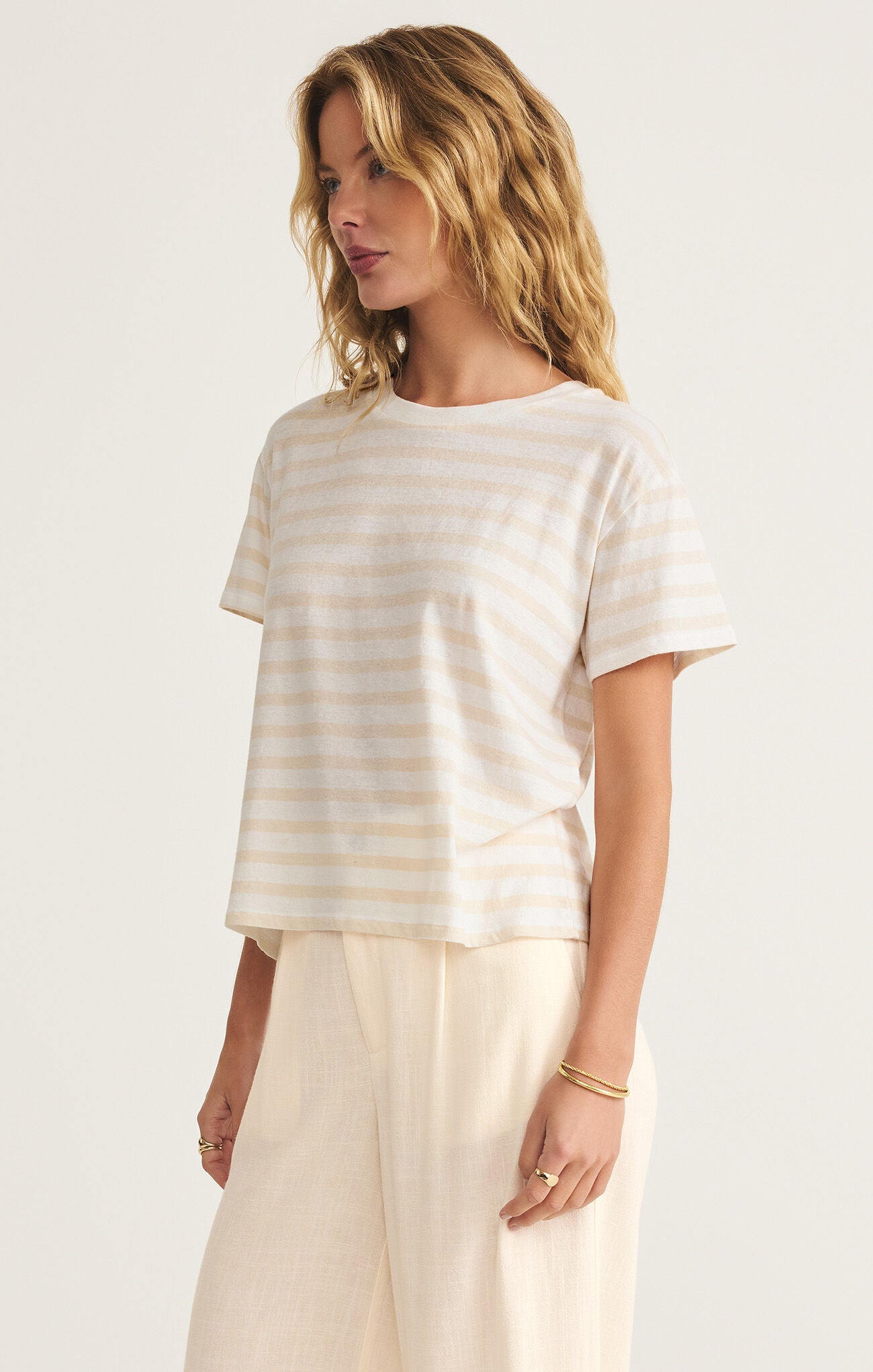 Z SUPPLY GO TO STRIPE TEE IN PANNA COTTA STRIPE