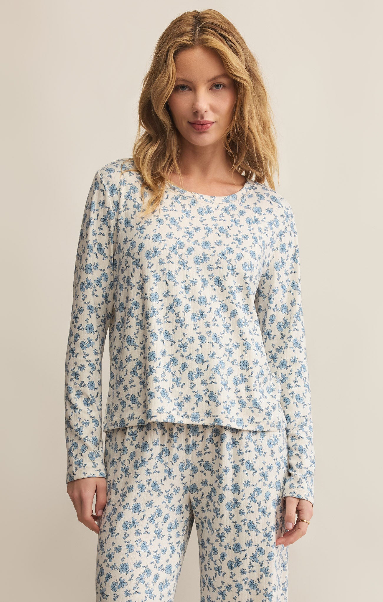 Z SUPPLY HOME TOWN DITSY LONG SLEEVE TOP IN CRYSTAL