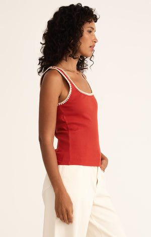 Z SUPPLY JAIDYNN RIB TANK IN CABANA RED