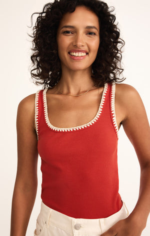 Z SUPPLY JAIDYNN RIB TANK IN CABANA RED