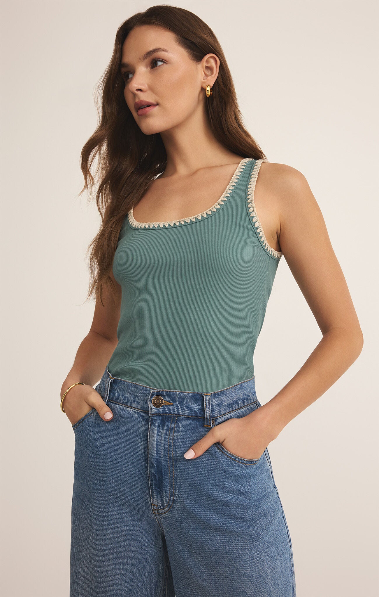 Z SUPPLY JAIDYNN RIB TANK IN SEA PINE