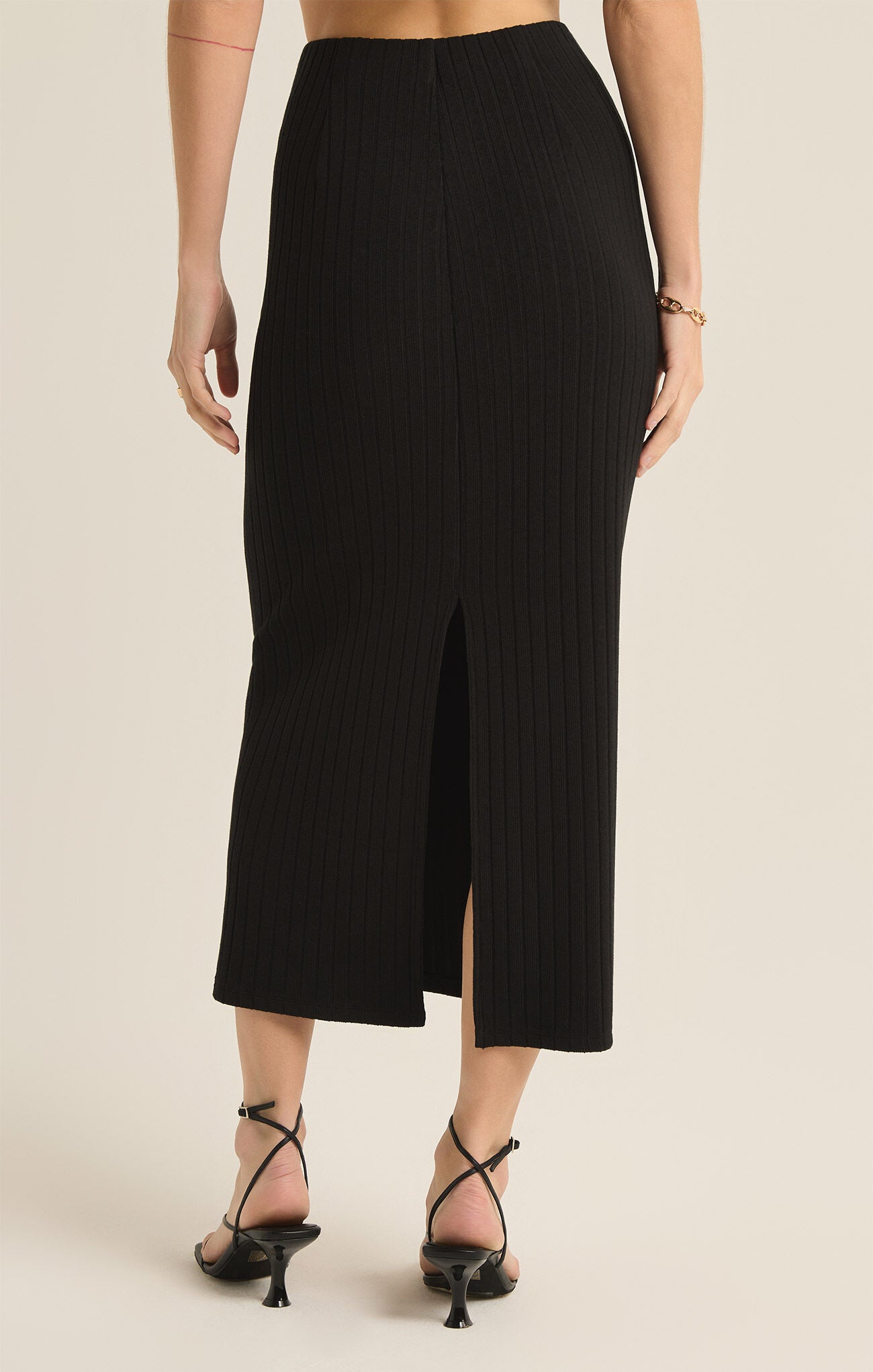 Z SUPPLY LOUISA RIB SKIRT IN BLACK