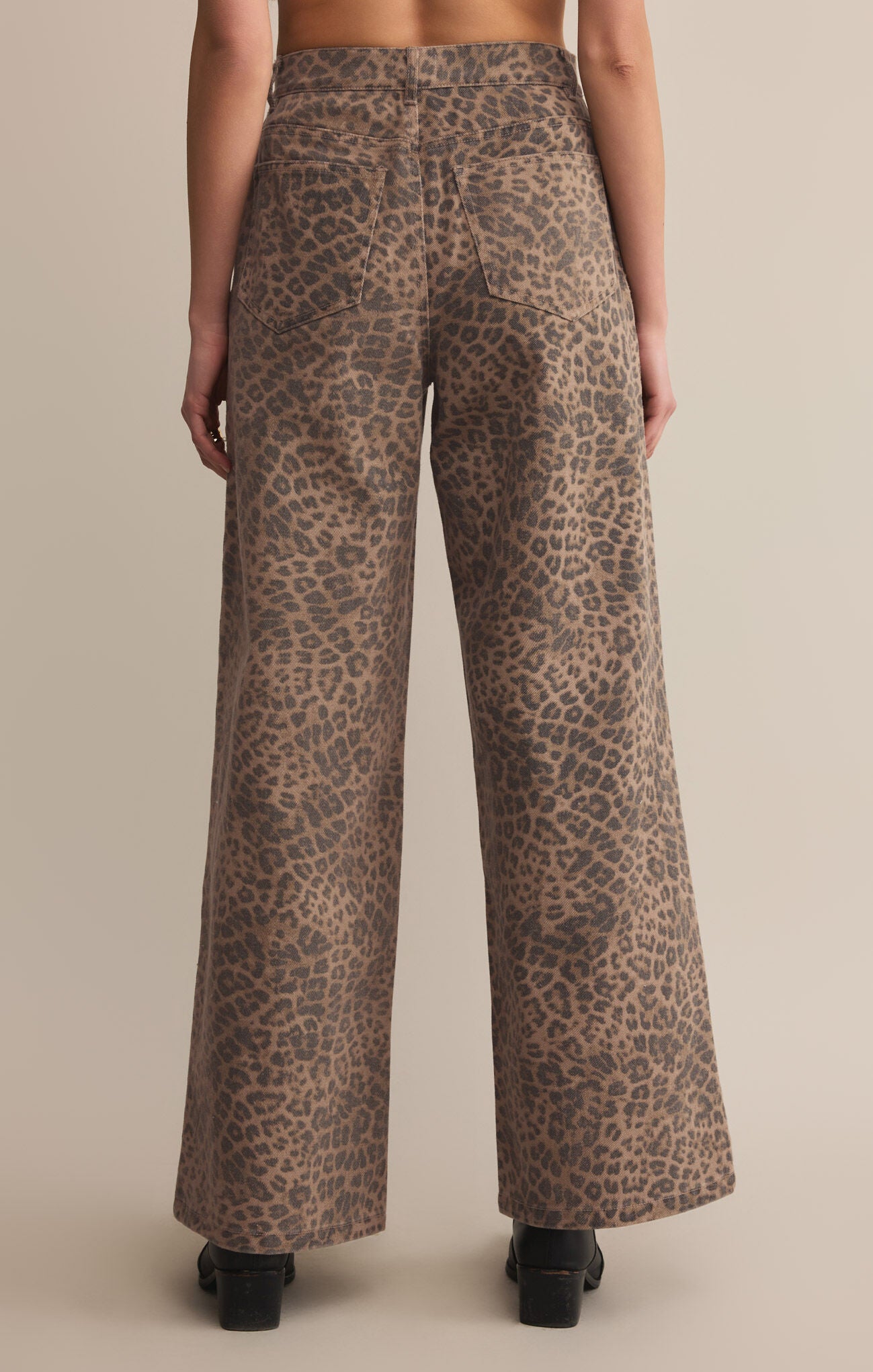 Z SUPPLY MARLI DENIM LEOPARD PANT