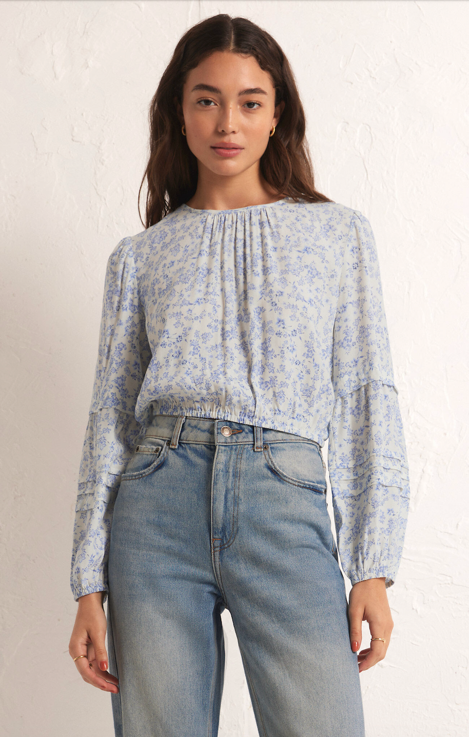 Z SUPPLY NYLAH TROPEZ FLORAL TOP IN WHITE