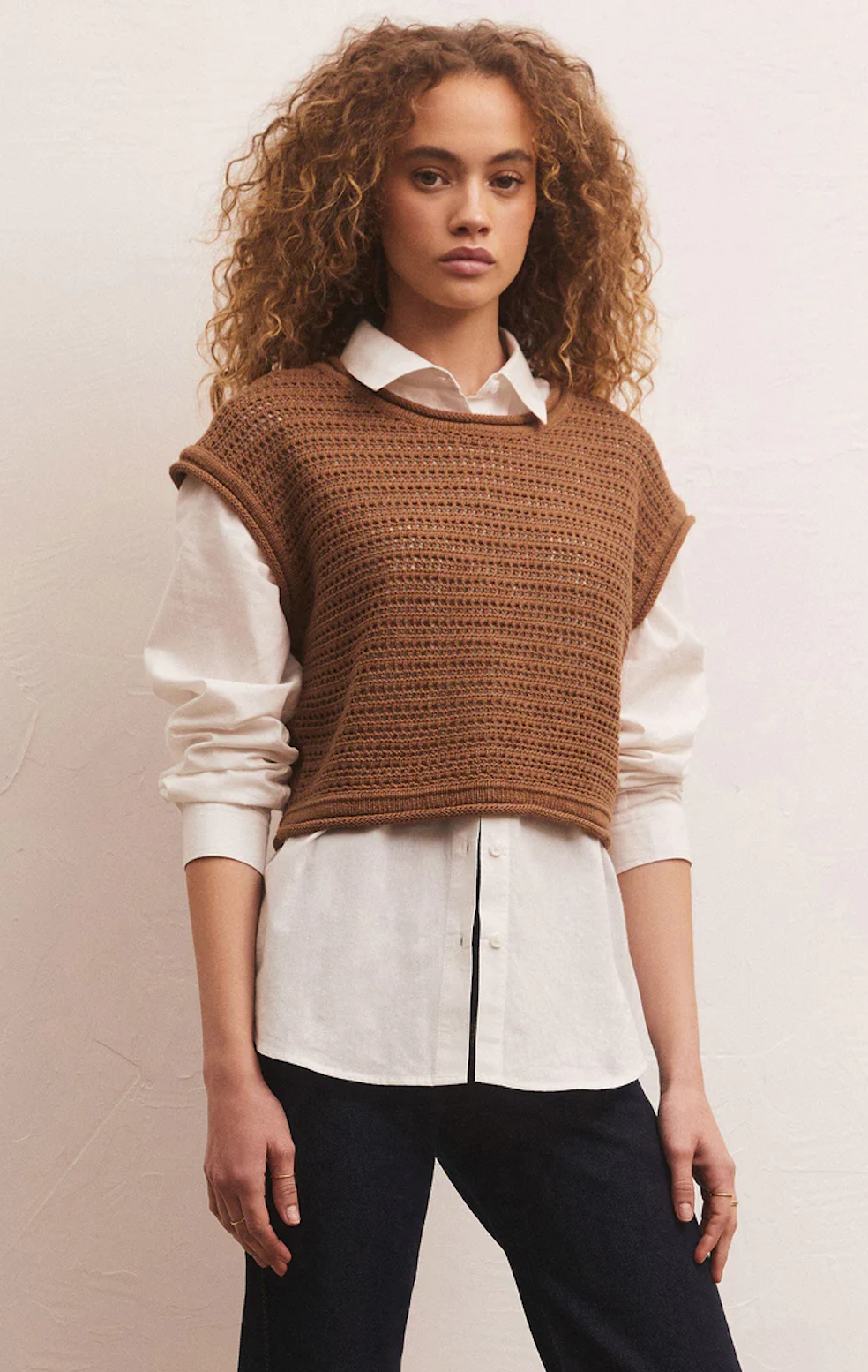 Z SUPPLY QUINCEY SWEATER TOP IN CHESTNUT