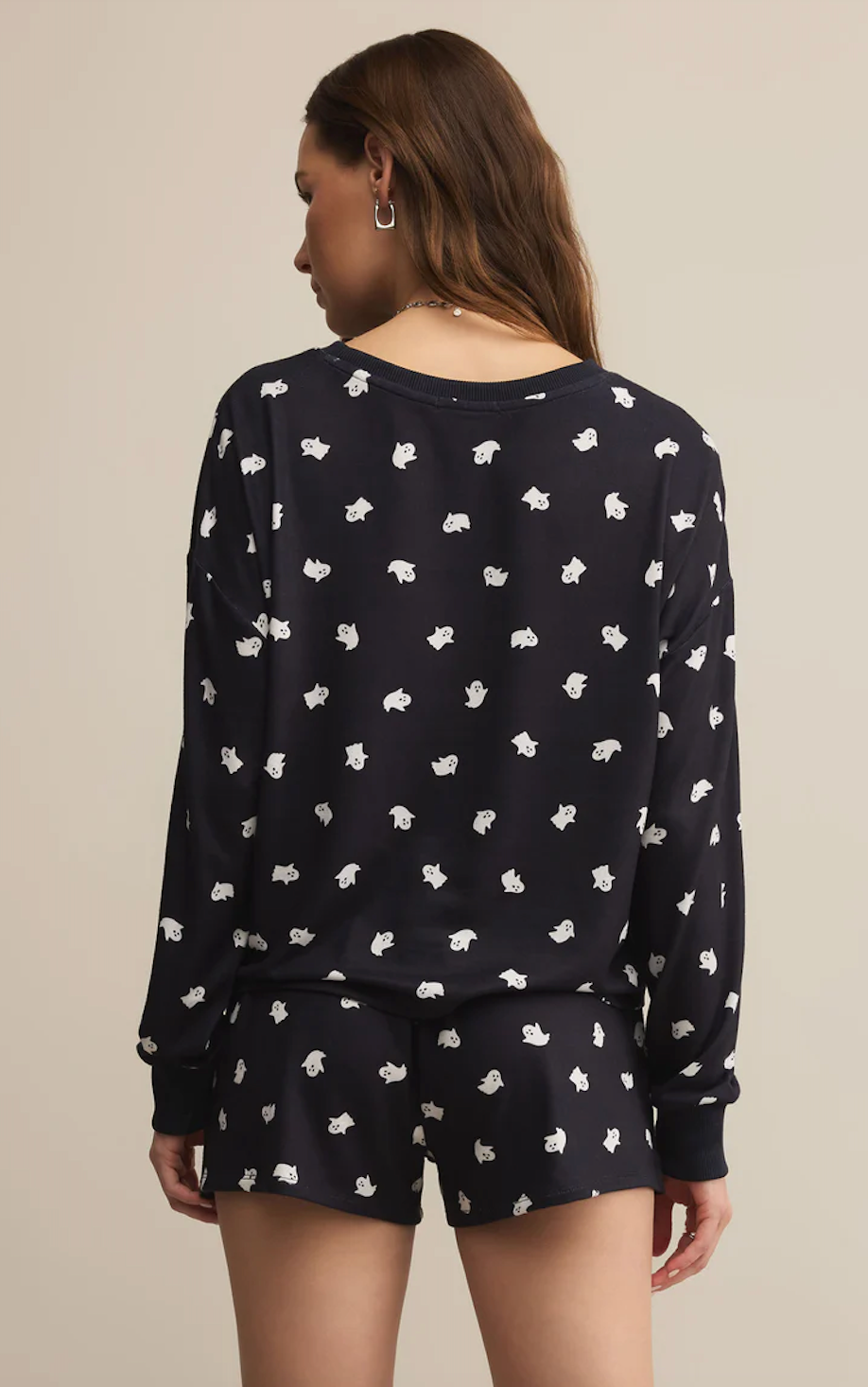 Z SUPPLY REGAN GHOST LONG SLEEVE TOP IN BLACK SAND