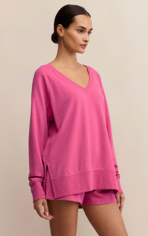 Z SUPPLY WEEKENDER V NECK IN ISLAND PINK