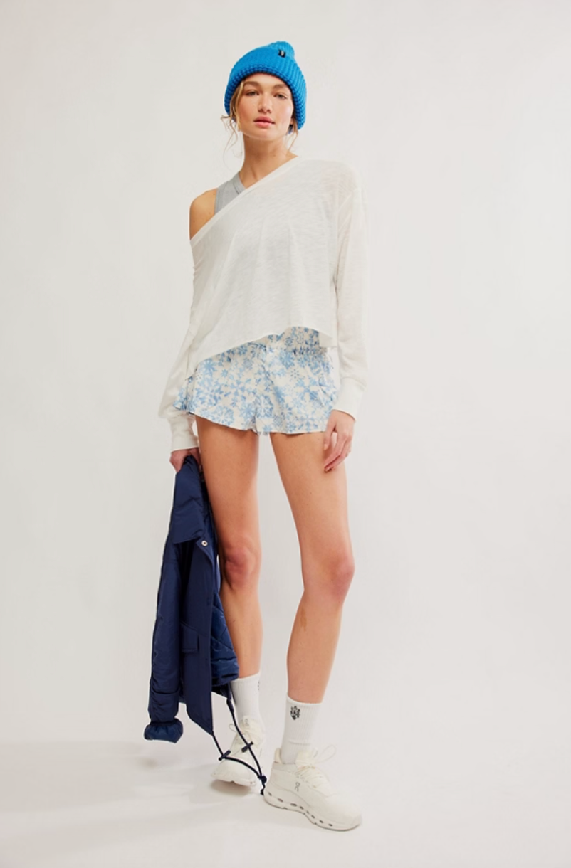 FREE PEOPLE GET YOUR FLIRT ON SHORTS IN ARTIC SNOW