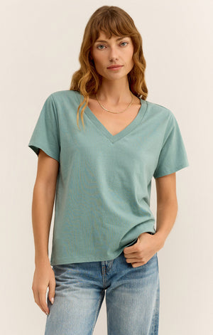 Z SUPPLY GIRLFRIEND V-NECK TEE IN SEA PINE