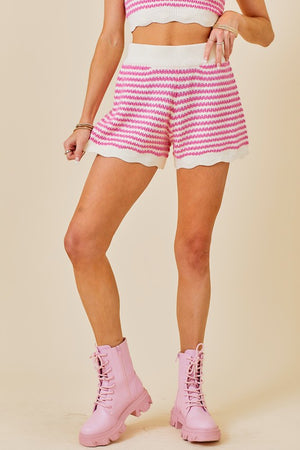 GIGI CROCHET SHORTS IN PINK AND WHITE