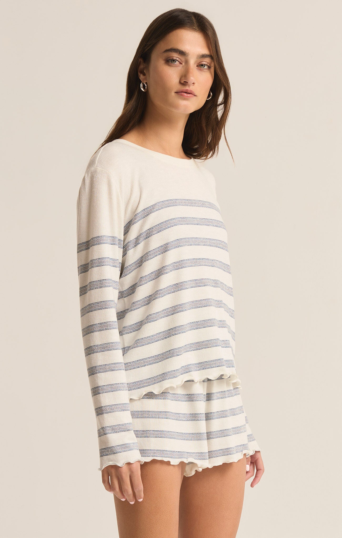 Z SUPPLY HOMETOWN STRIPE LONG SLEEVE TOP IN VANILLA ICE