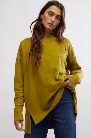 FREE PEOPLE PHOEBE PULLOVER IN AVOCADO OIL