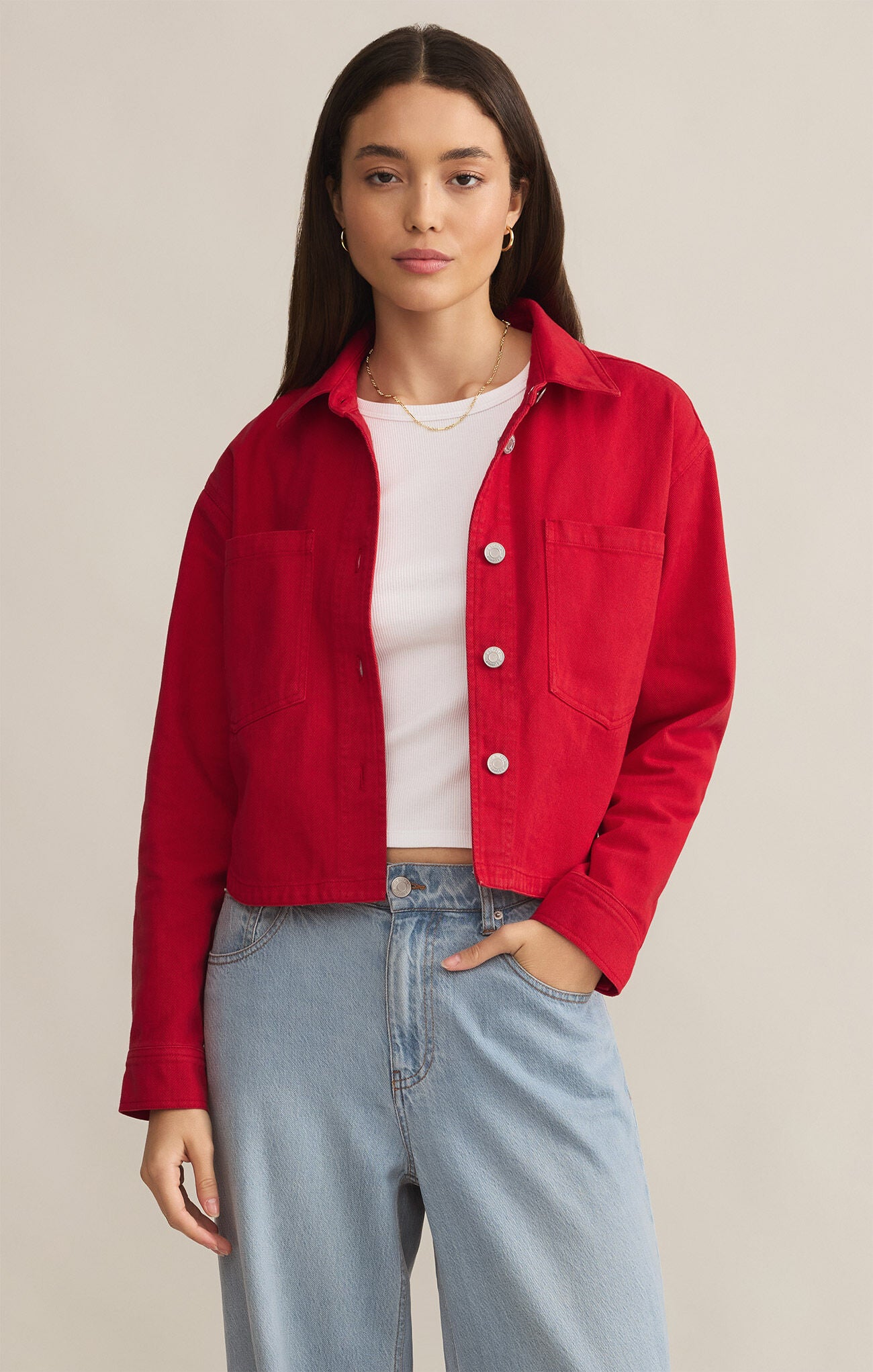 Z SUPPLY ALL DAY CROPPED DENIM JACKET IN CHERRY