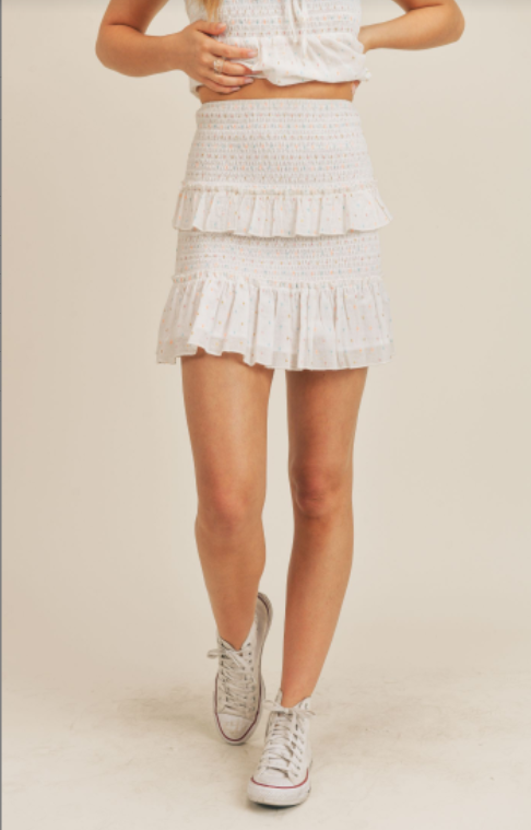 COME TO LIFE SMOCKED MINI SKIRT IN WHITE MULTI