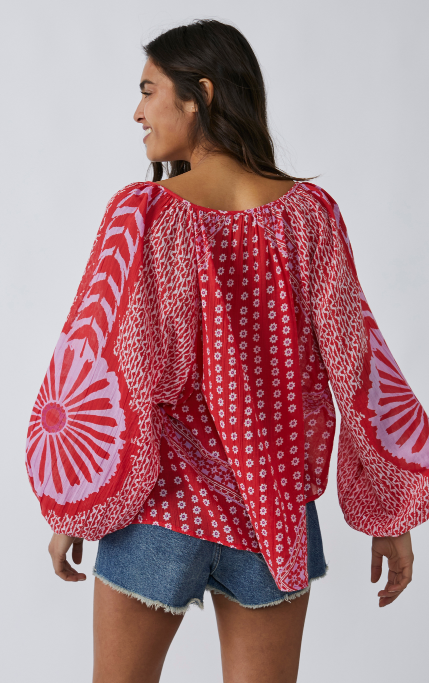 FREE PEOPLE ELENA PRINTED TOP IN FIERY RED COMBO