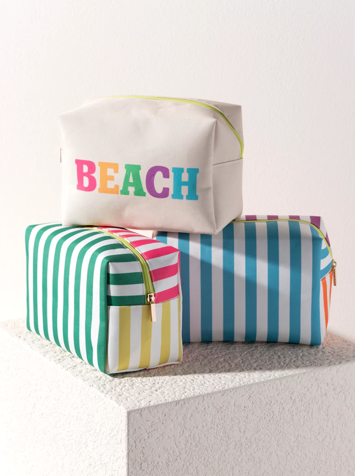 BEACH ZIP POUCH IN NATURAL