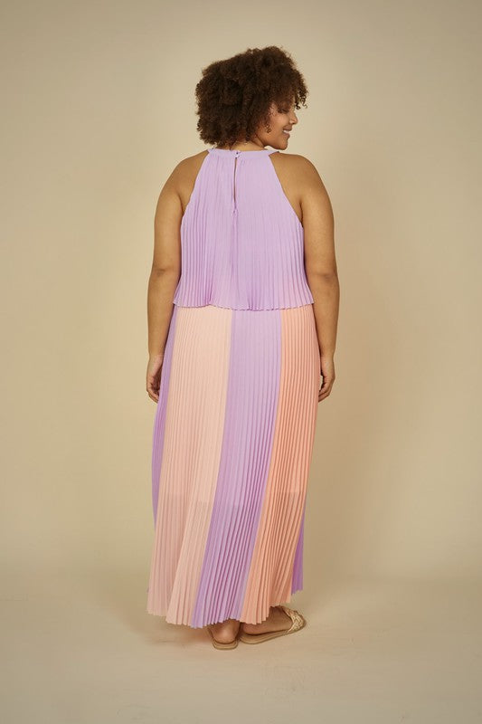 MARYAM PLEATED MAXI DRESS IN LAVENDER AND CORAL: PLUS SIZE